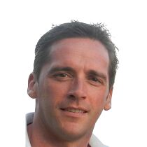  
	Steven Harteel, Customer advisor 